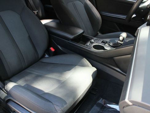 Used 2021 Kia K5 LXS image 28