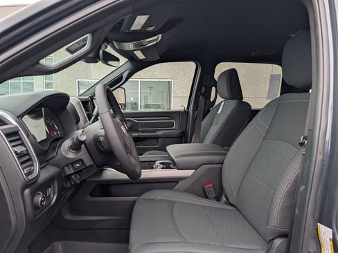 New 2026 RAM 2500 Big Horn AWD/4WD image 5