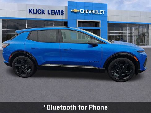 Used 2025 Chevrolet Equinox EV RS image 9