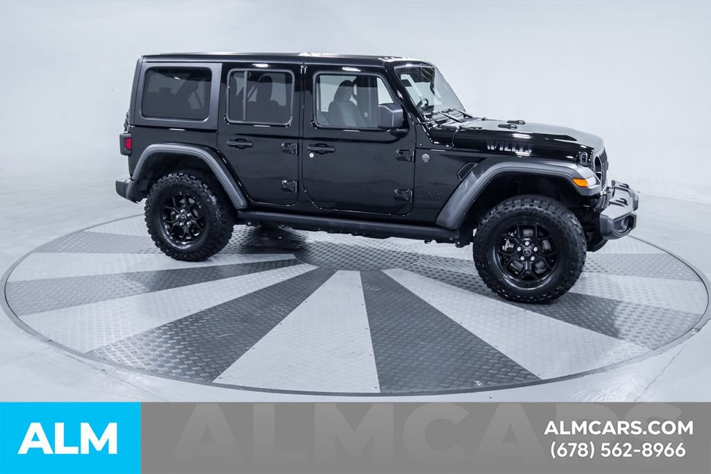 Used 2025 Jeep Wrangler Unlimited Sport AWD/4WD image 13