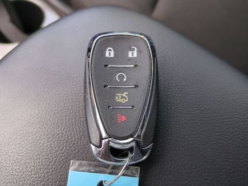 Used 2023 Chevrolet Malibu RS FWD image 35