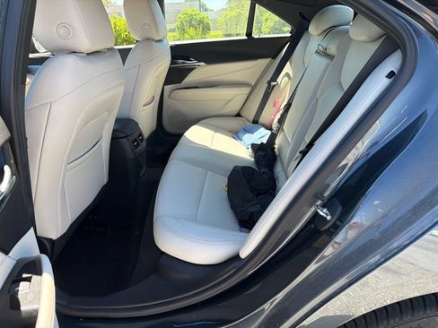 Used 2022 Cadillac CT4 Luxury w/ Sun And Sound Package AWD/4WD image 10