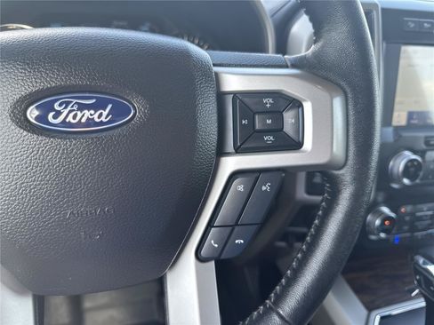 Used 2019 Ford F150 Lariat w/ Equipment Group 502A Luxury AWD/4WD image 22