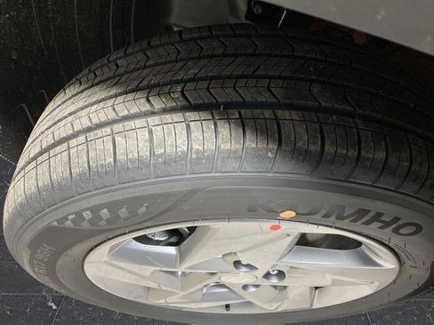 New 2026 Hyundai Kona SE image 31