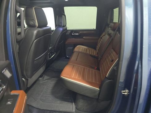 Used 2024 GMC Sierra 2500 Denali Ultimate w/ LPO, GMC Protection Package image 4