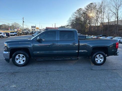 Used 2018 Chevrolet Silverado 1500 LT w/ All Star Edition image 10