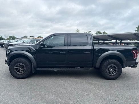 Used 2019 Ford F150 Raptor w/ Equipment Group 802A Luxury AWD/4WD image 2