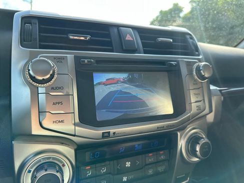 Used 2019 Toyota 4Runner Limited AWD/4WD image 22