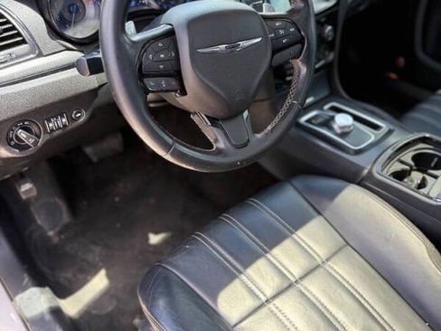 Used 2015 Chrysler 300 S image 8