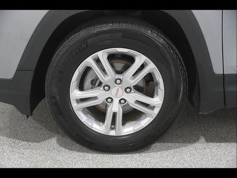 Used 2023 GMC Terrain SLE w/ Driver Convenience Package FWD image 22