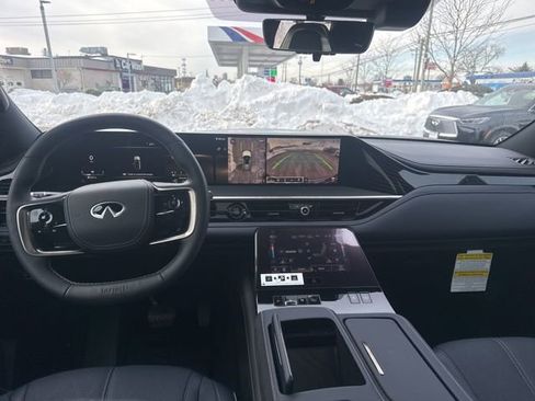 New 2026 INFINITI QX80 4WD image 11