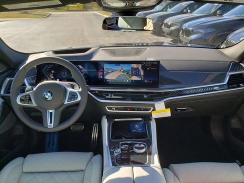 New 2026 BMW X6 M60i image 8