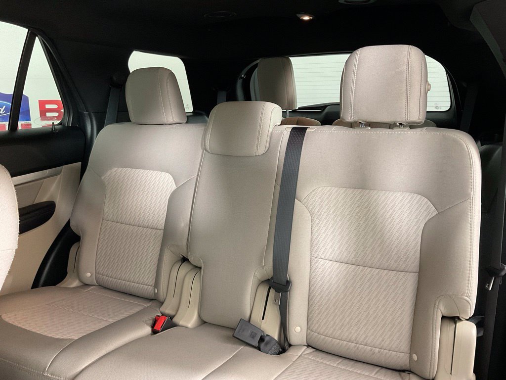 Used 2018 Ford Explorer FWD image 15