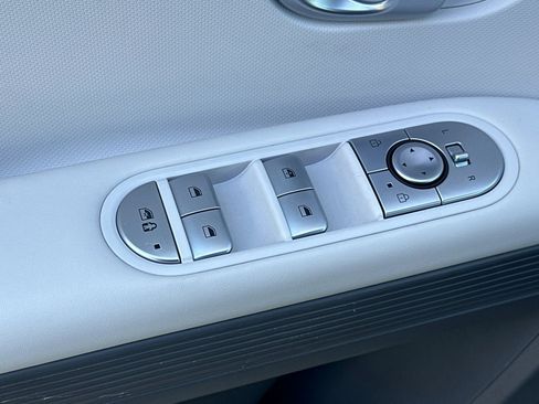 Used 2023 Hyundai Ioniq 5 SE w/ Cargo Package image 11