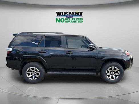 Used 2021 Toyota 4Runner TRD Off-Road Premium w/ Moonroof Package AWD/4WD image 27