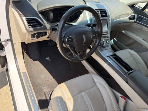 Used 2020 Lincoln MKZ Reserve w/ Monochromatic Package FWD image 19