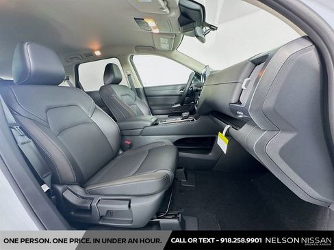 New 2026 Nissan Pathfinder SL image 28