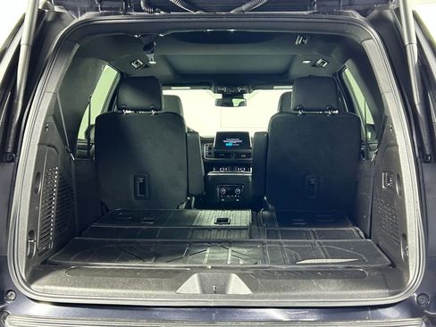 Used 2023 Chevrolet Tahoe LT w/ LT Signature Plus Package image 15