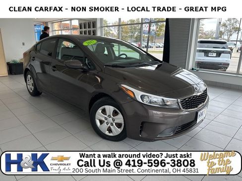 Used 2017 Kia Forte LX image 1