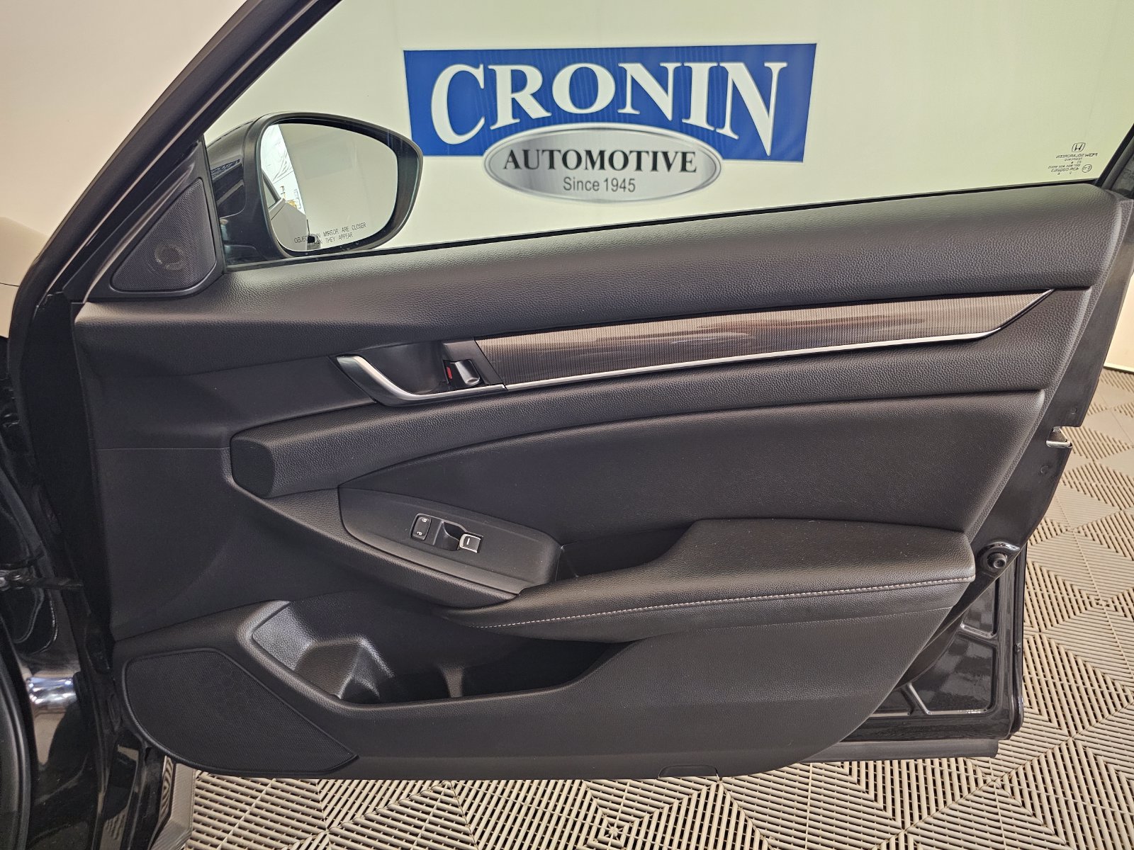 Used 2019 Honda Accord Sport image 26