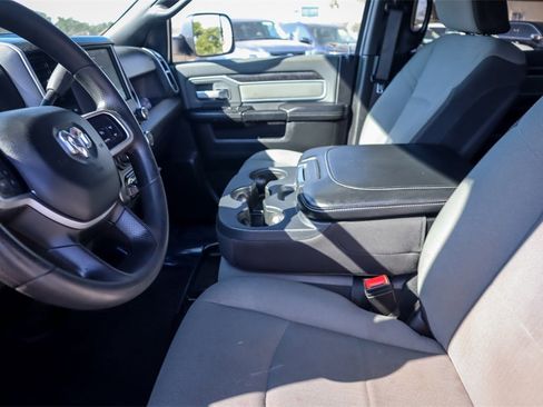 Used 2022 RAM 3500 Big Horn image 9