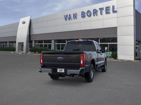 New 2026 Ford F250 XL w/ XL Off-Road Package AWD/4WD image 8