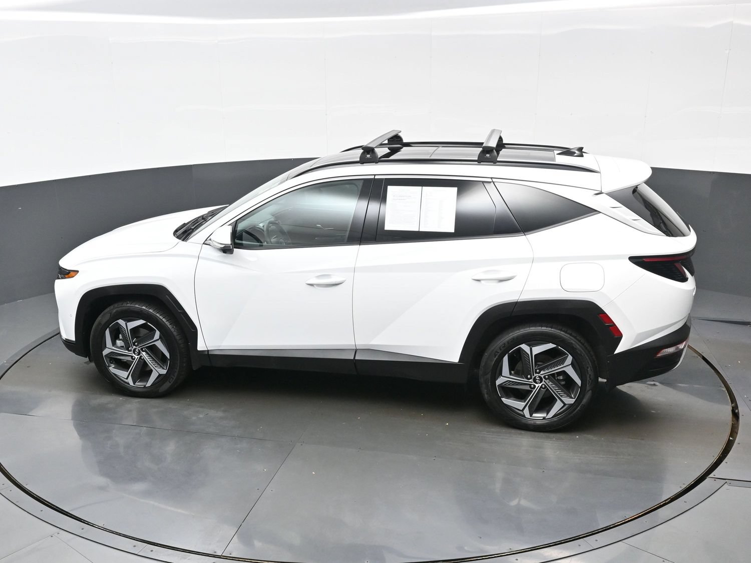 Certified 2024 Hyundai Tucson Limited AWD/4WD image 37