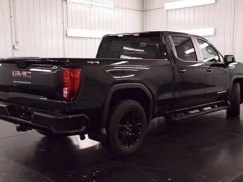 Used 2024 GMC Sierra 1500 Pro w/ Graphite Edition AWD/4WD image 8