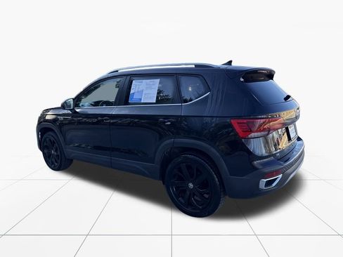 Used 2022 Volkswagen Taos SE image 6