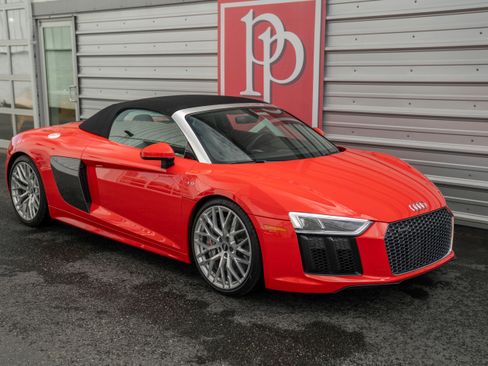 Used 2017 Audi R8 V10 image 44
