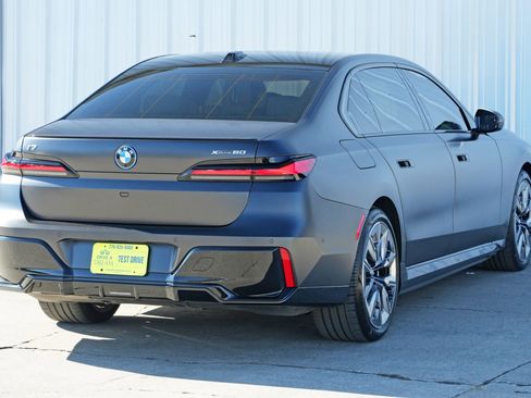 Used 2023 BMW i7 xDrive60 image 58