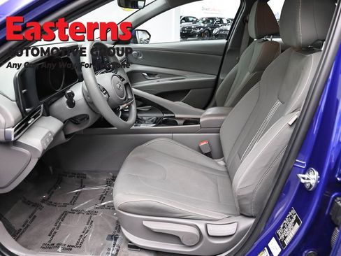 Used 2022 Hyundai Elantra Blue w/ Cargo Package FWD image 14
