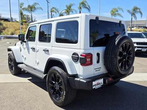 Certified 2025 Jeep Wrangler Backcountry image 3