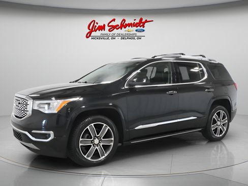 Used 2019 GMC Acadia Denali w/ Technology Package AWD/4WD image 2