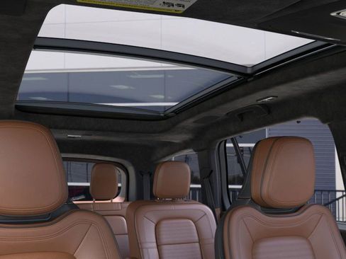 New 2025 Lincoln Aviator Black Label w/ Black Label Special Edition image 22