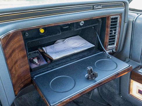 Used 1988 Cadillac Brougham image 45