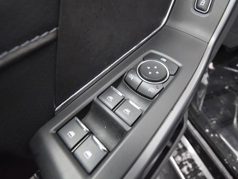 Used 2025 Ford F150 XLT w/ Equipment Group 301A Standard image 15