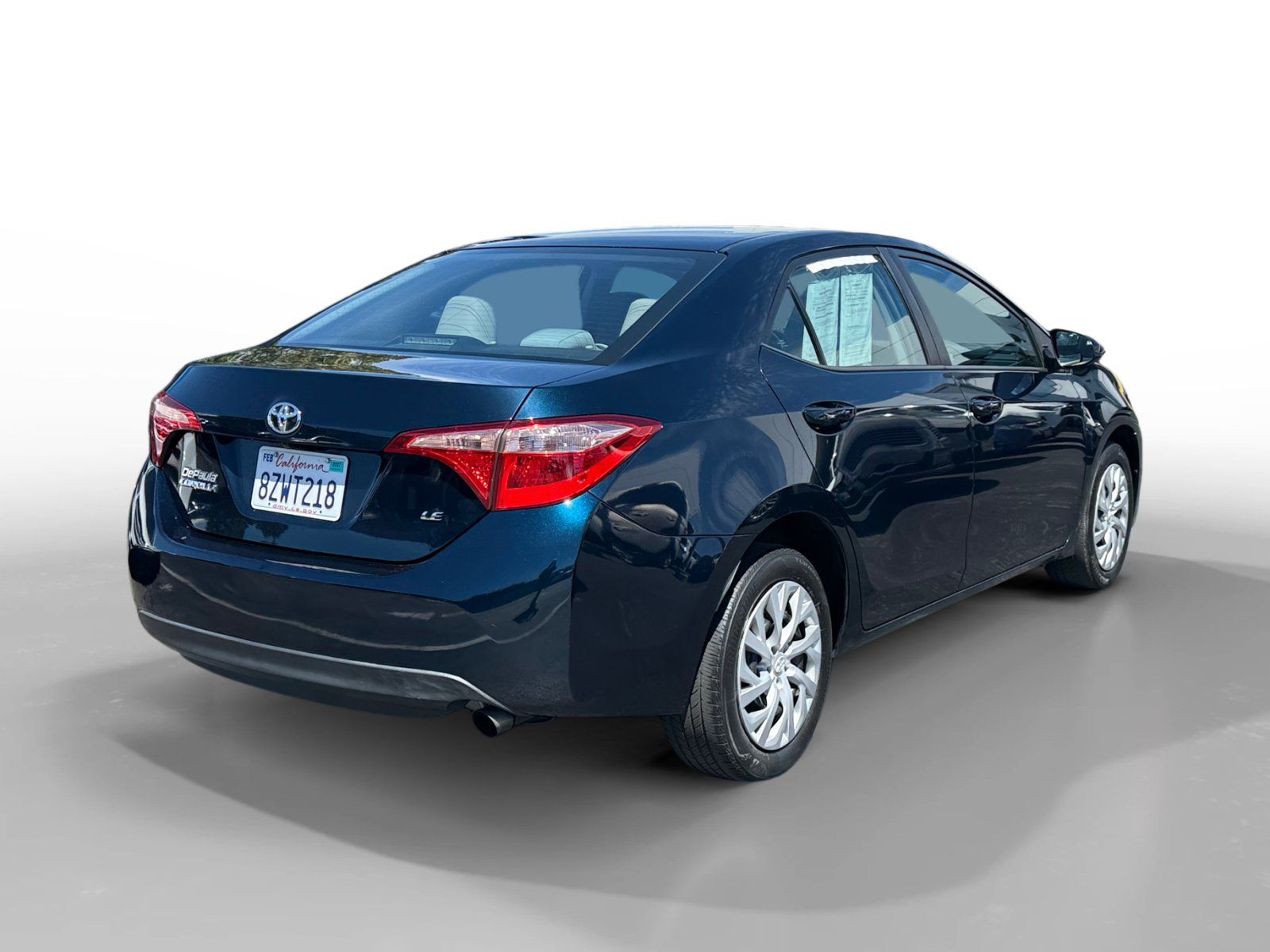 Used 2017 Toyota Corolla LE FWD image 5