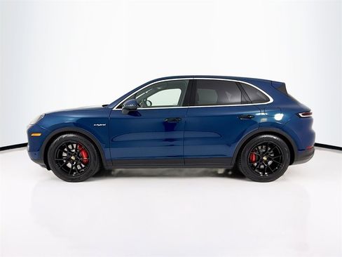 New 2025 Porsche Cayenne S image 2
