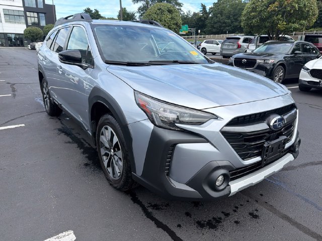 Used 2023 Subaru Outback Limited AWD/4WD image 6