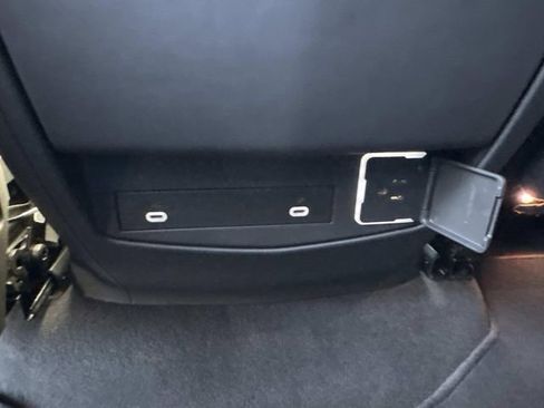 Used 2023 Cadillac Escalade ESV Sport w/ LPO, ONYX Package image 18