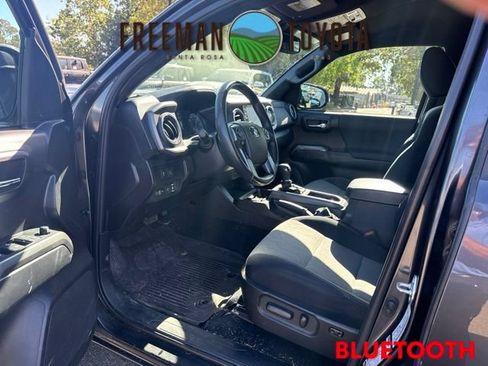 Used 2023 Toyota Tacoma TRD Sport w/ Advanced Technology Package AWD/4WD image 7