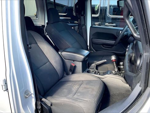 Used 2023 Jeep Wrangler Sport S w/ Sun And Sound Package image 8