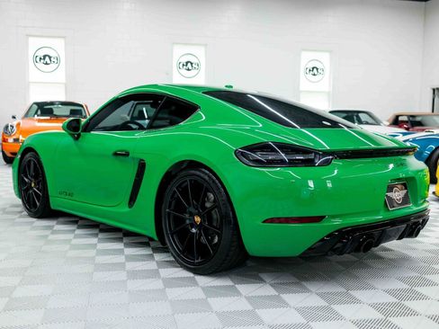 Used 2023 Porsche 718 Cayman GTS RWD image 10