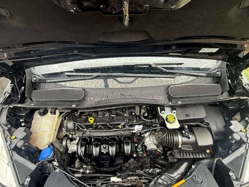 Used 2016 Ford Transit Connect Titanium FWD image 16