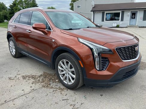 Used 2019 Cadillac XT4 Luxury w/ Cold Weather Package AWD/4WD image 7