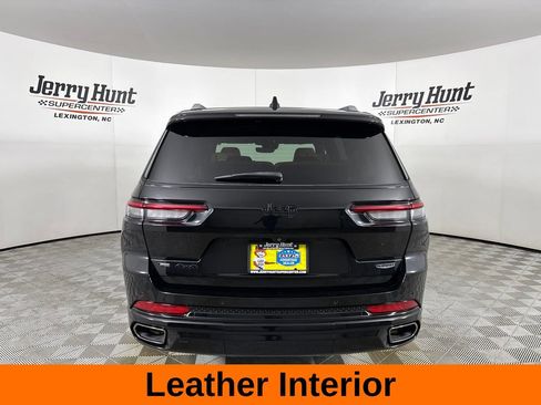 Used 2023 Jeep Grand Cherokee L Summit w/ High Altitude Package AWD/4WD image 7