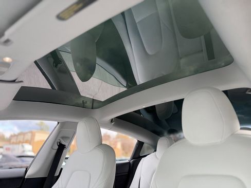 Used 2022 Tesla Model 3 Long Range image 49