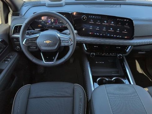 New 2026 Chevrolet Suburban Premier w/ Sun And Tow Package image 4