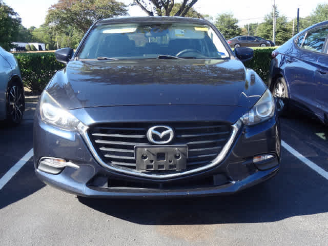 Used 2018 MAZDA MAZDA3 Touring FWD image 2